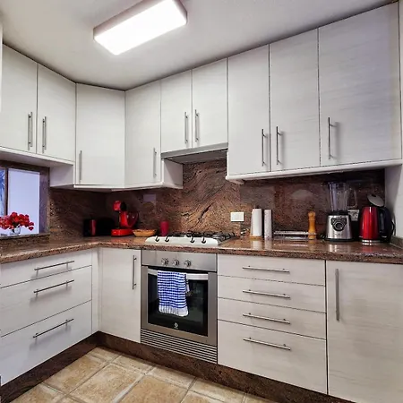 Beautiful House With Mountain And Ocean View 公寓