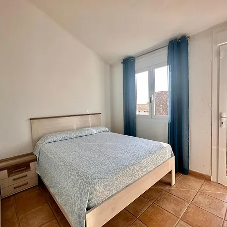 Beautiful House With Mountain And Ocean View