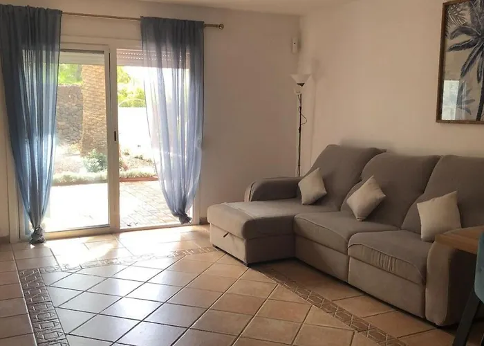 Beautiful House With Mountain And Ocean View *