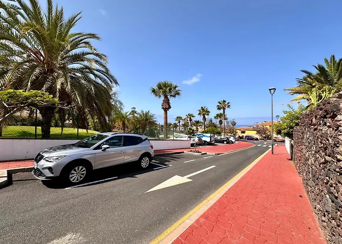 Апартаменты Beautiful House With Mountain And Ocean View *