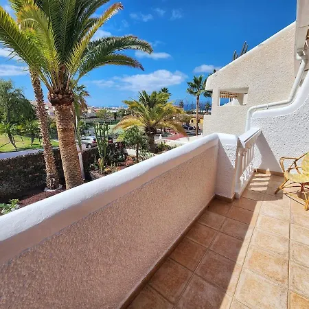 Apartment Beautiful House With Mountain And Ocean View