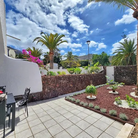 Beautiful House With Mountain And Ocean View Apartment *