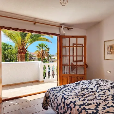 Beautiful House With Mountain And Ocean View Costa Adeje (Tenerife)
